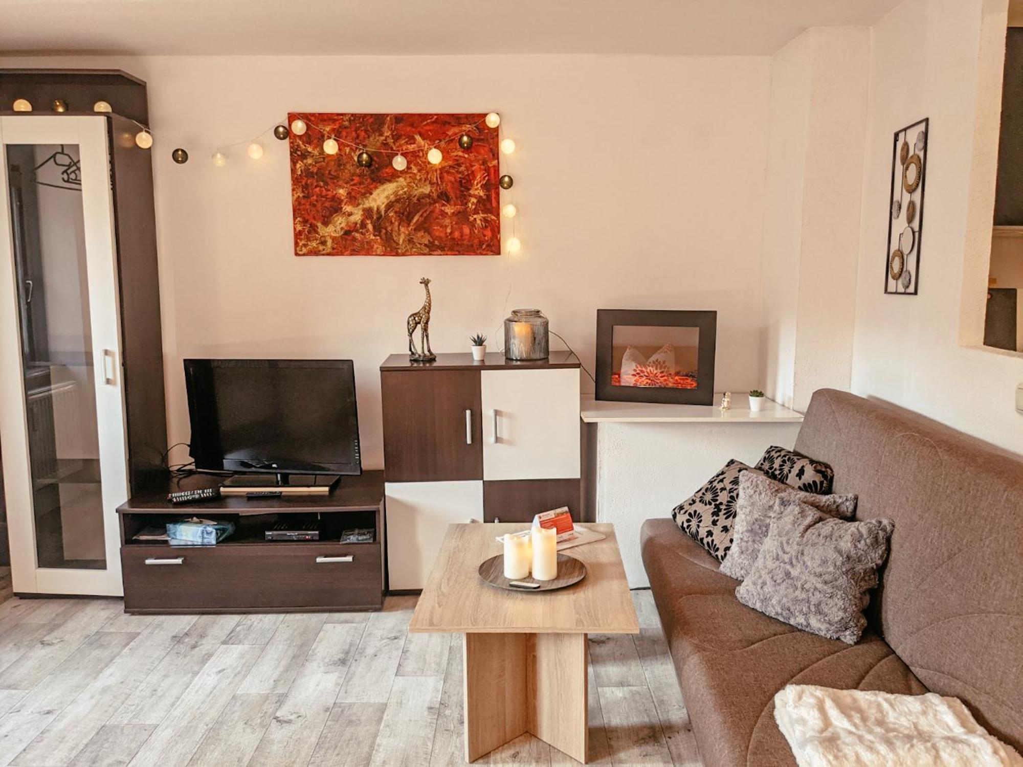 Famzi - Urlaubsmagie - Familienwohnung Mit Gemeinschaftsgarten, -Sauna & -Pool Sebnitz Bagian luar foto